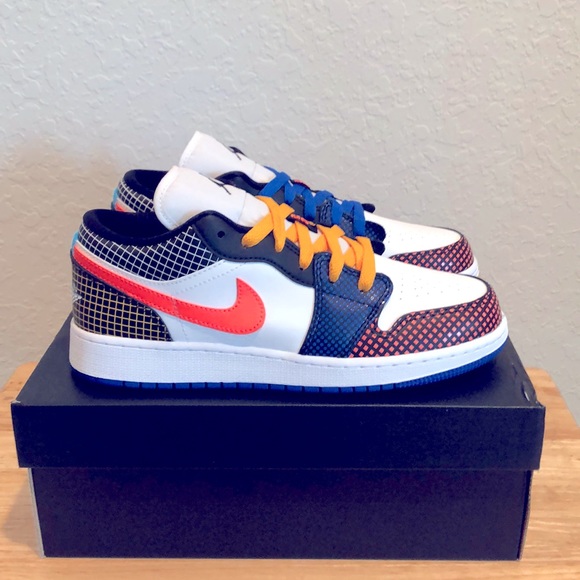 Nike Shoes - 💙💛NIKE AIR JORDAN 1 LOW MMD BG SNEAKERS💛💙